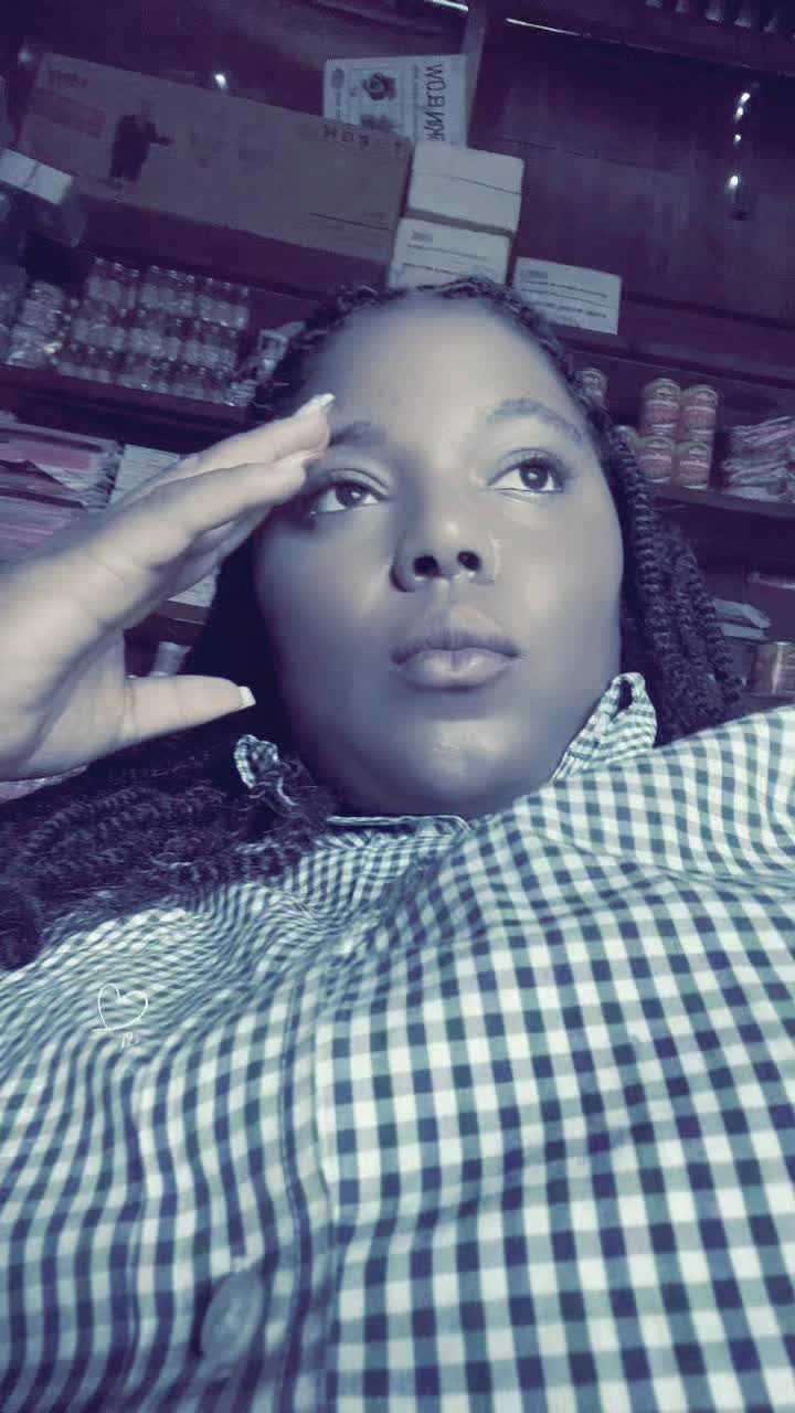 @Gloria Ntumba