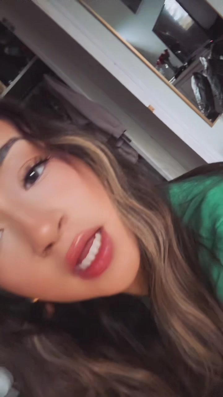 @✧tessa saenz✧