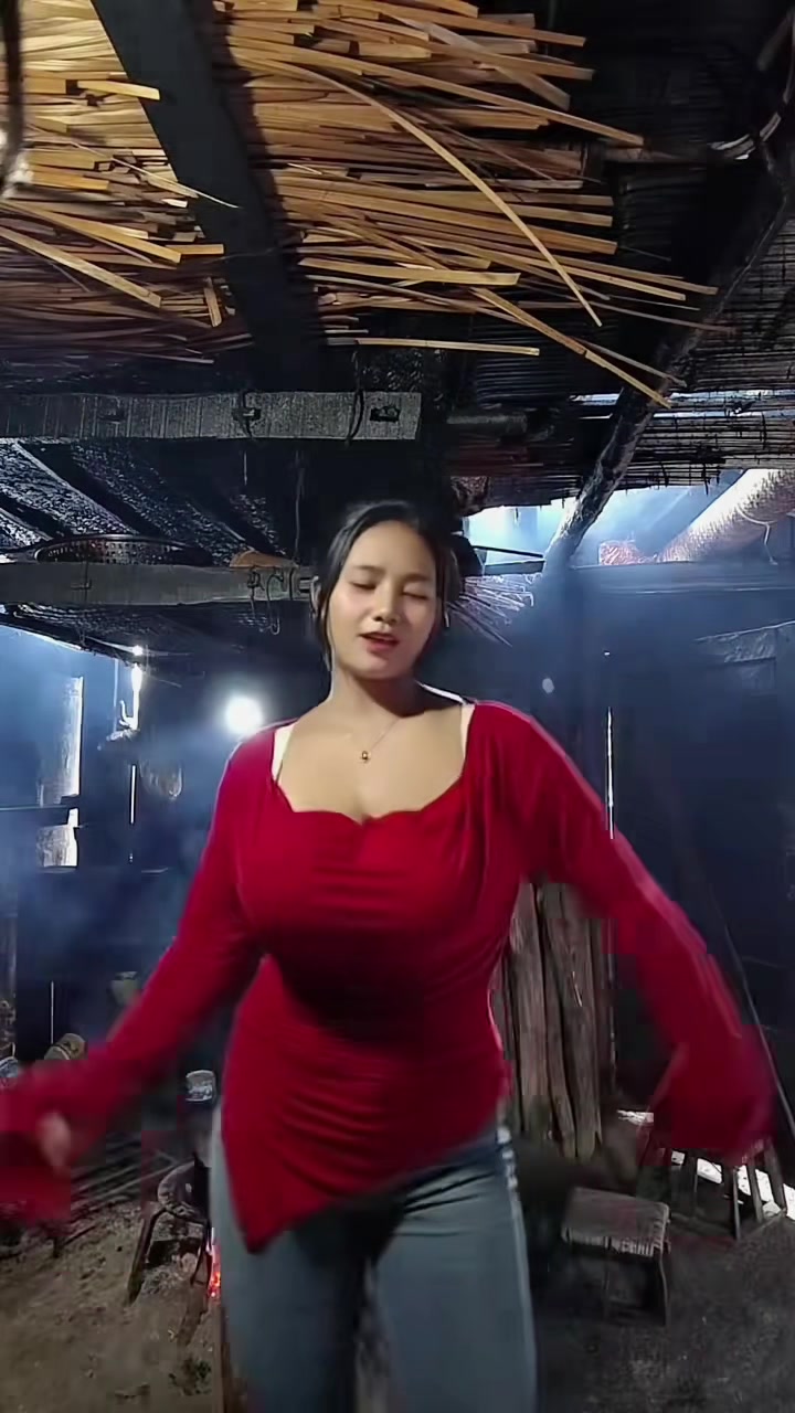 @Yuliii_Wae 💃