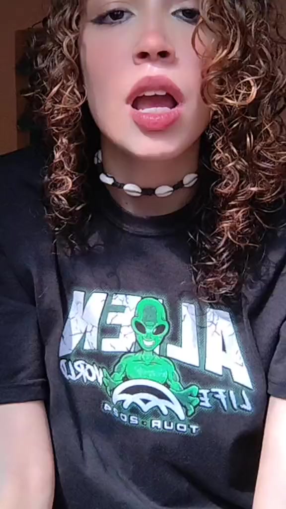 @Alejandra 🌸✨🧿