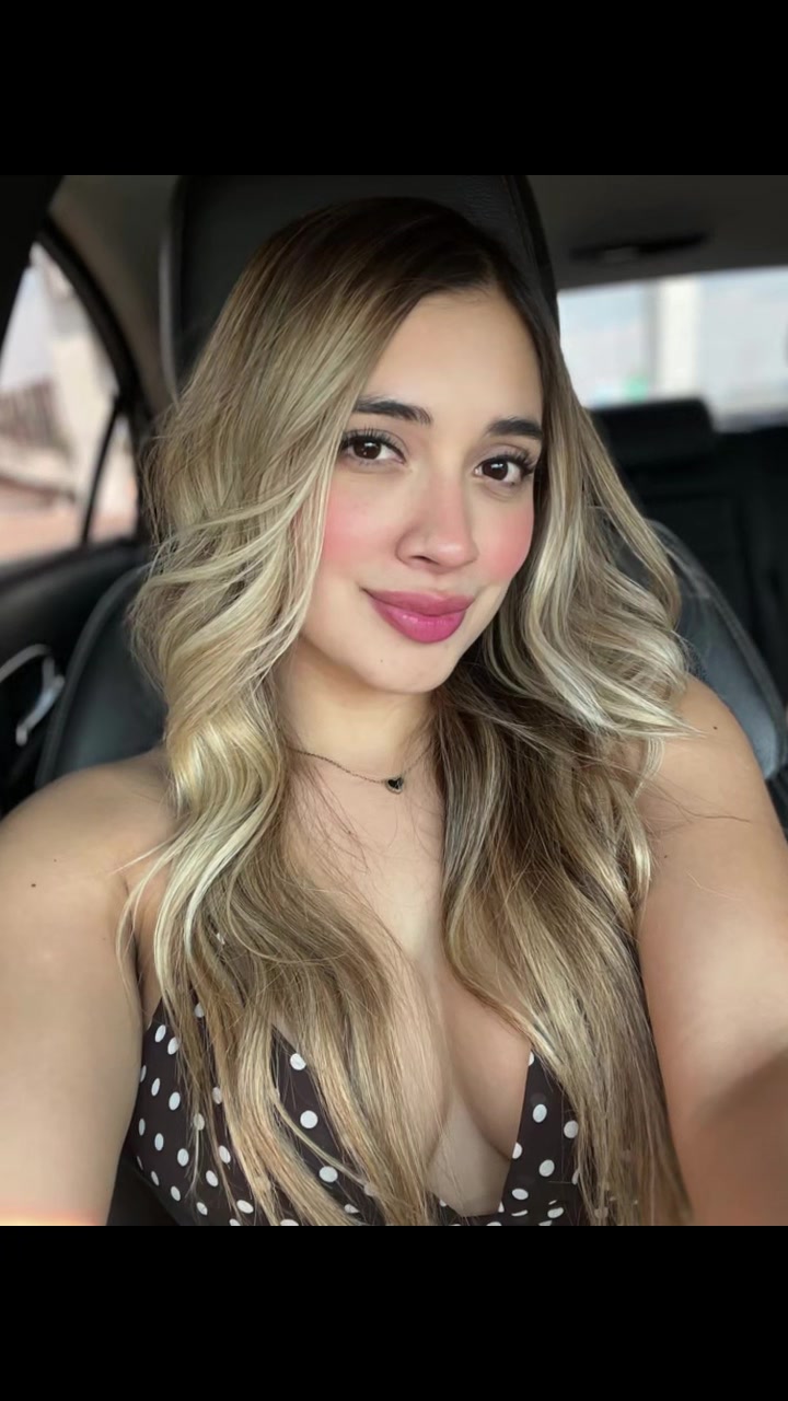 @Alejandra Espeleta