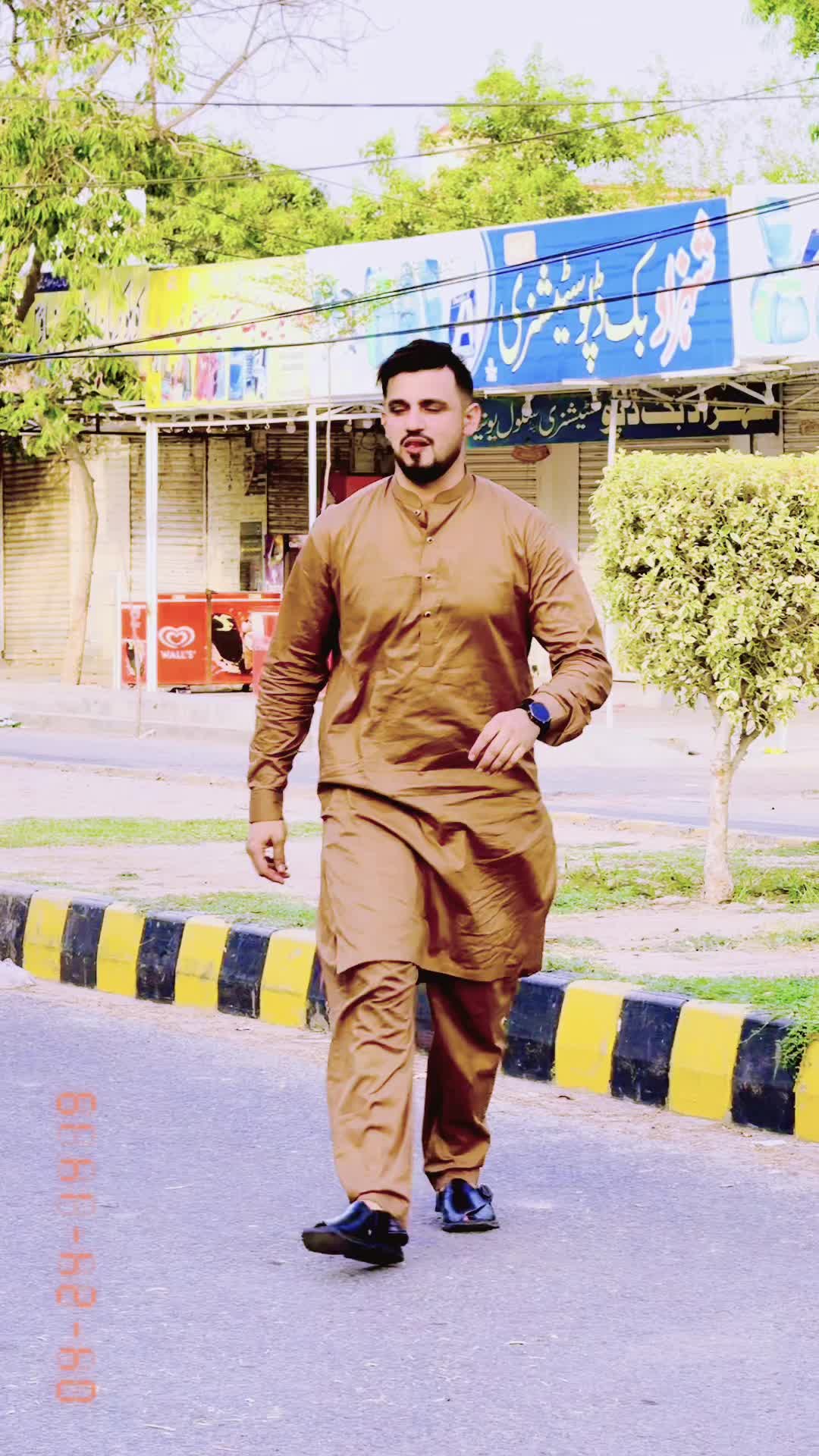 @Arhum iqbal✔️