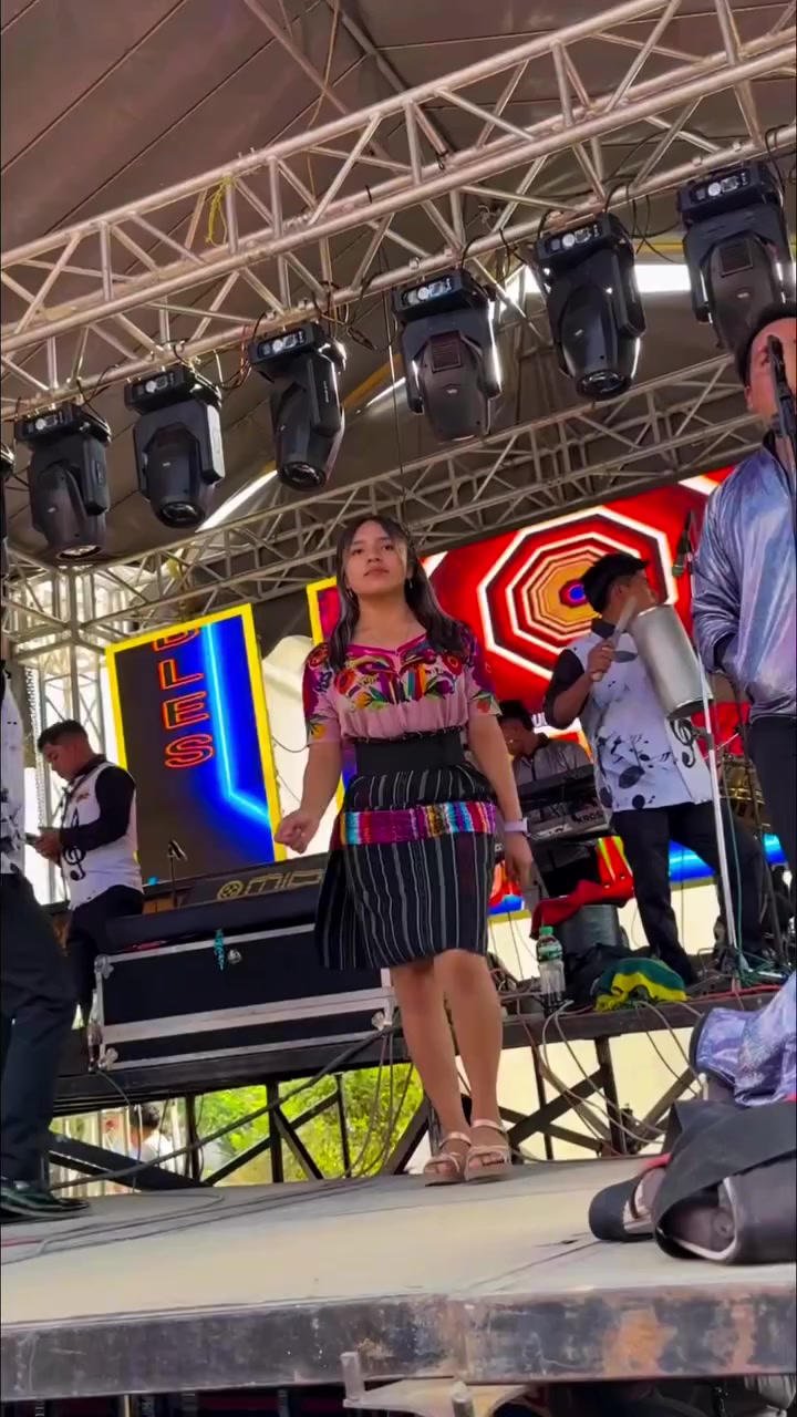 @fans de romina Pol 🌻