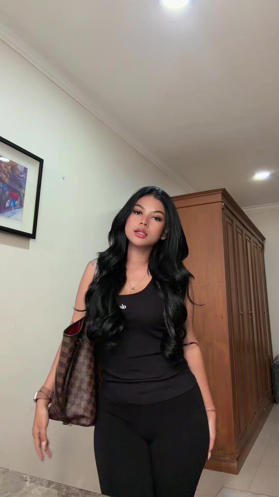 @Kikinii