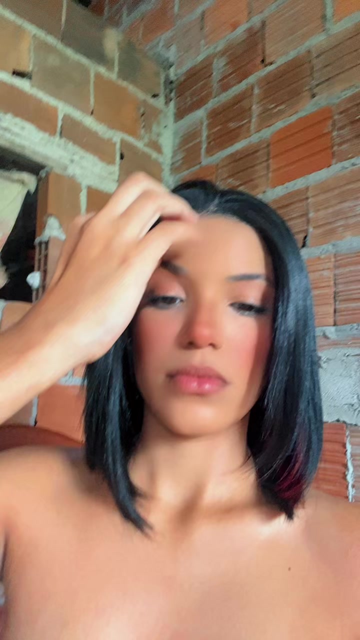 @cam1la_miranda