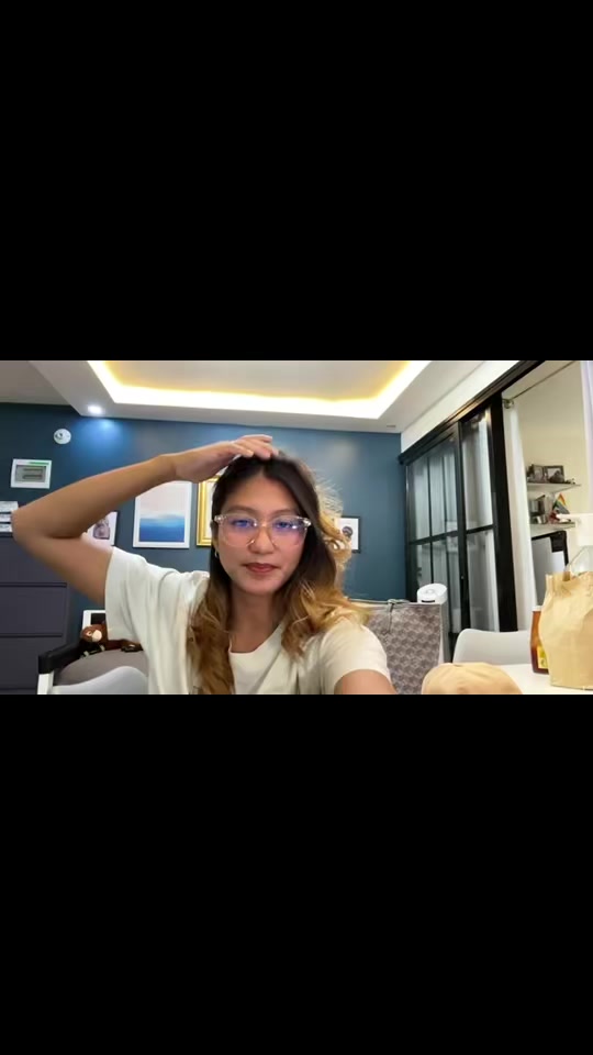 @Karen Joy 🤩
