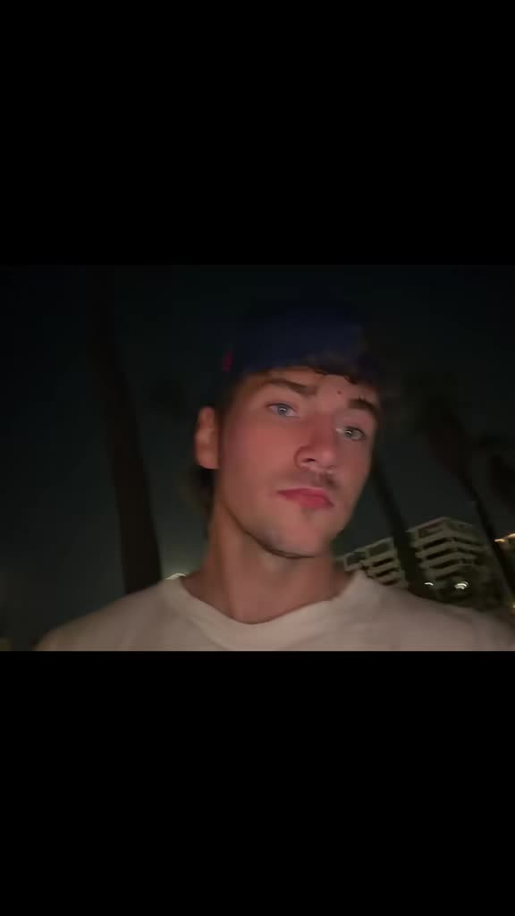 @Hughhocknull