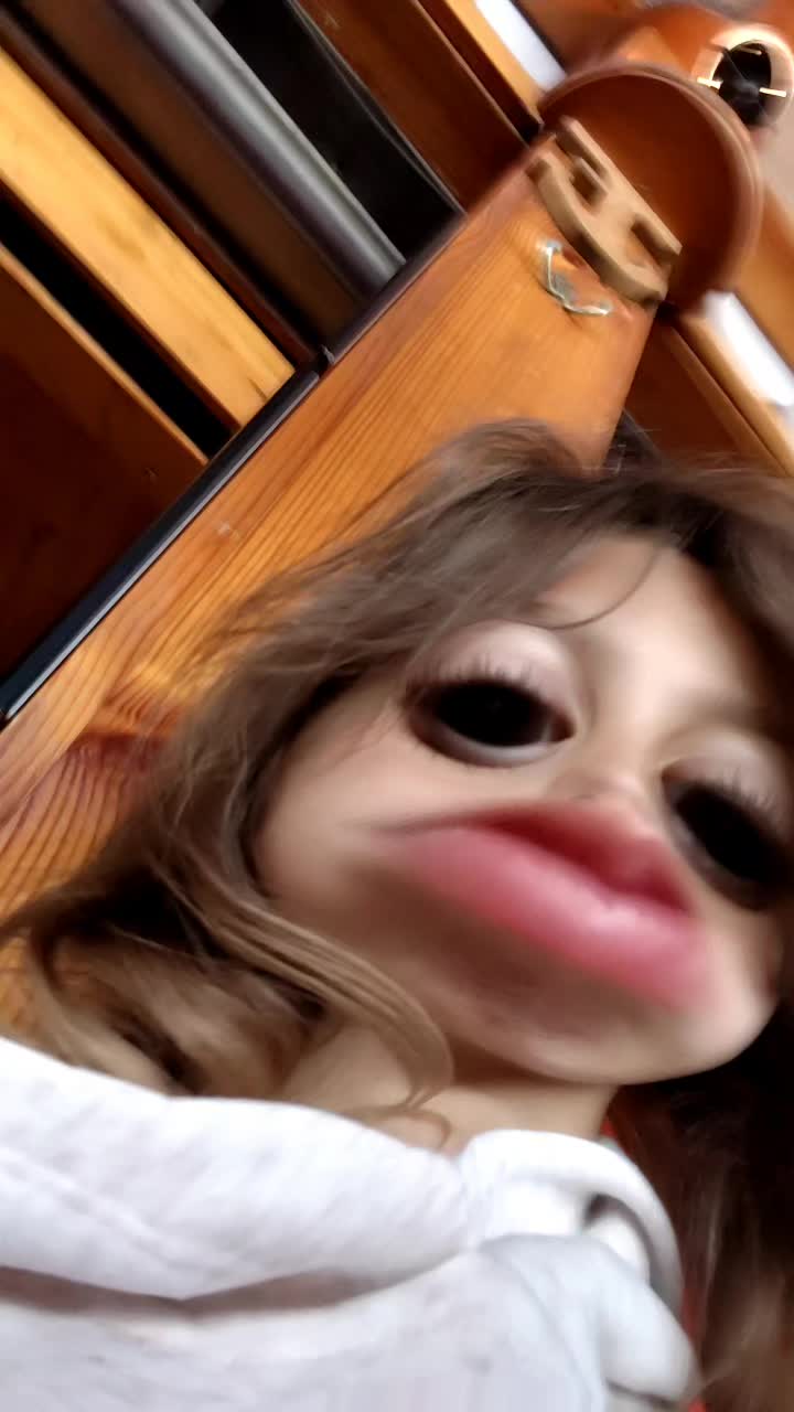 @user30352864495