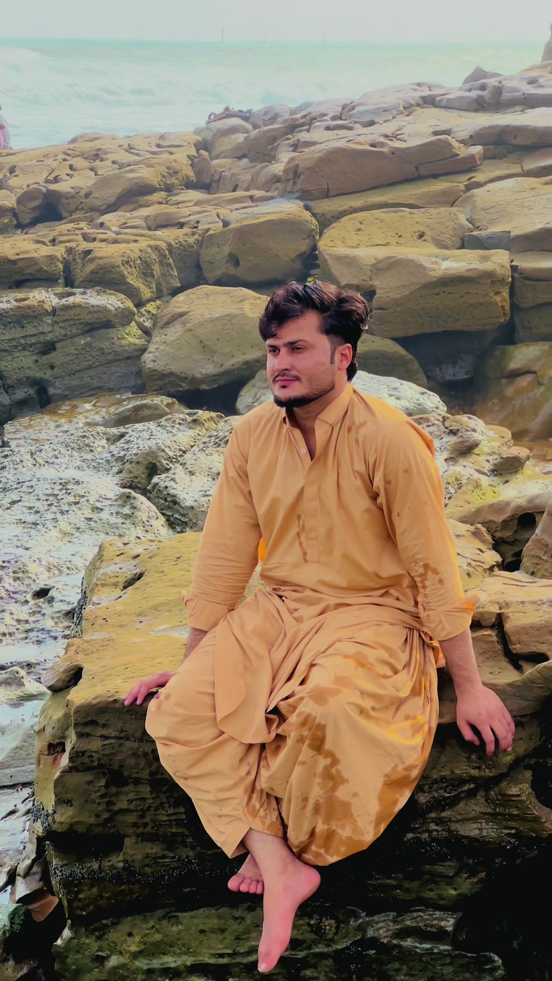 @Ilyaskhan98