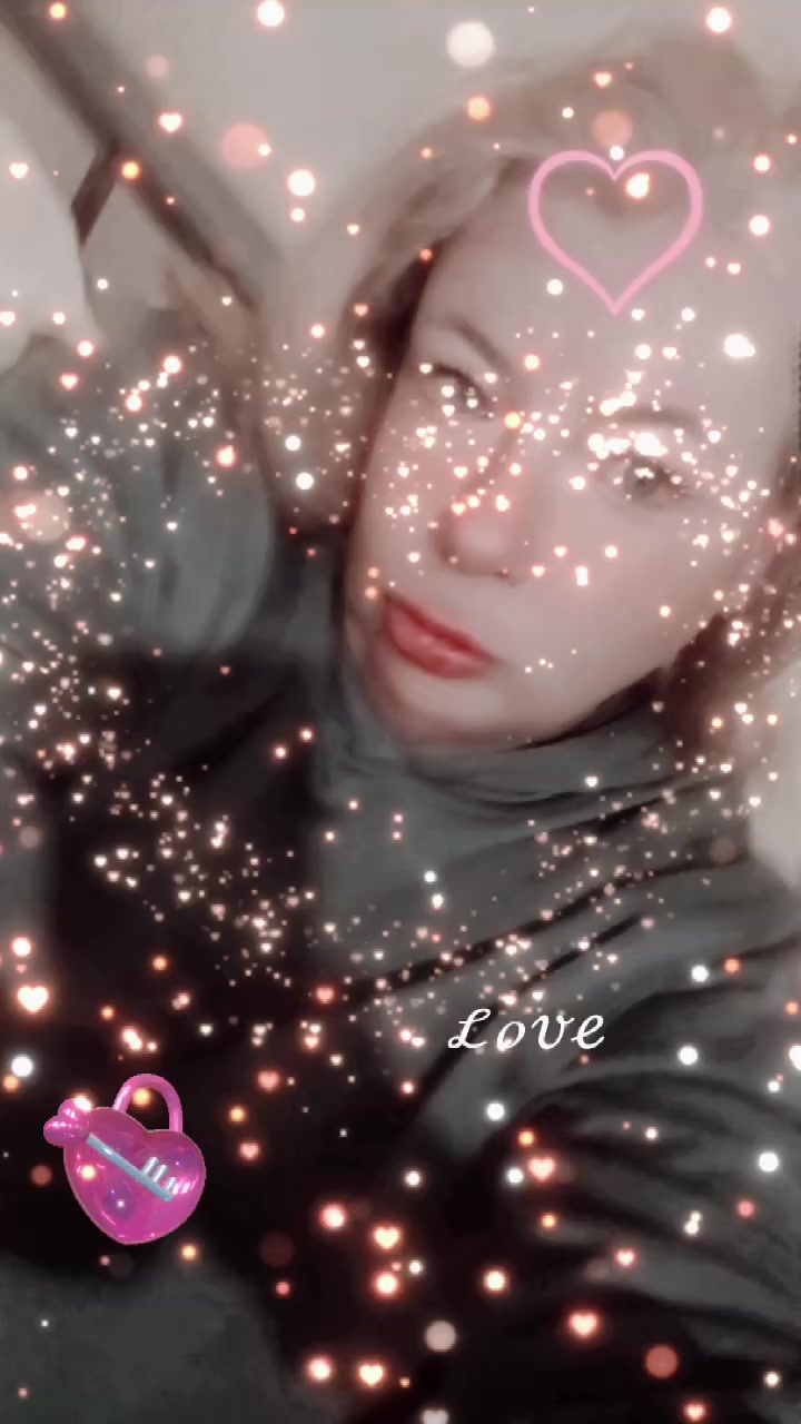 @nevergiveupqueenbee12345queen