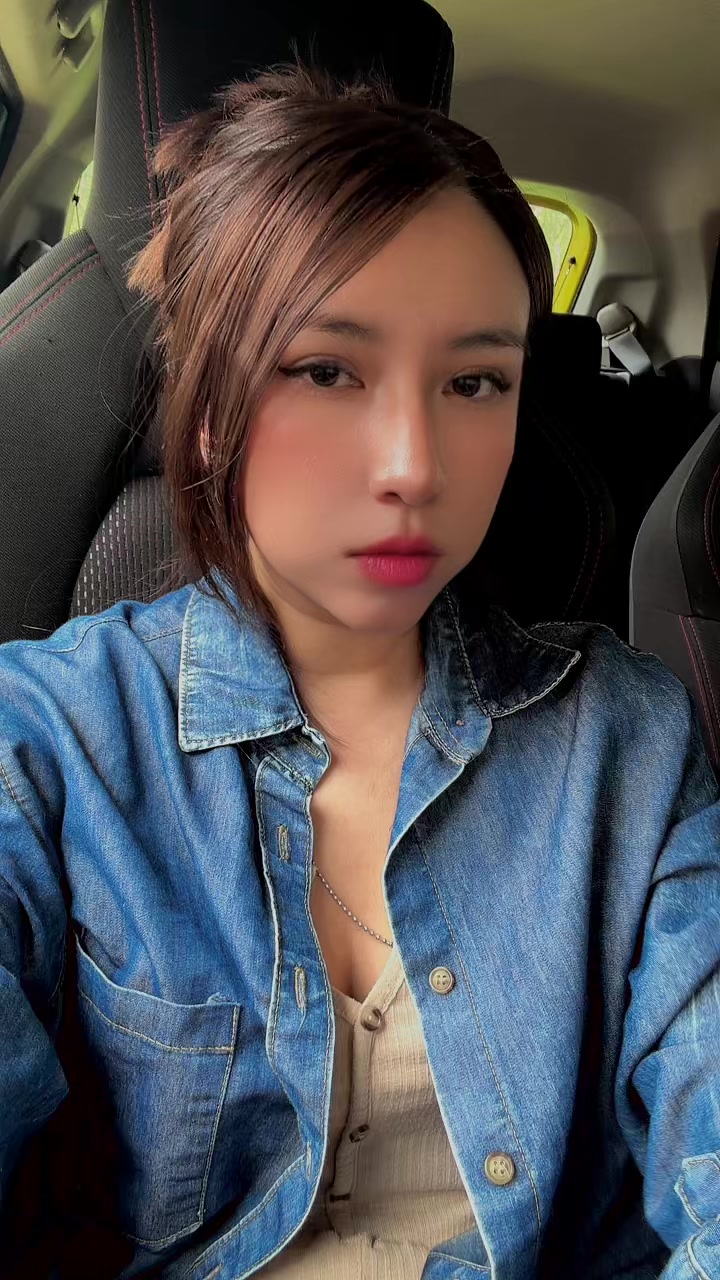 @Elena Cova