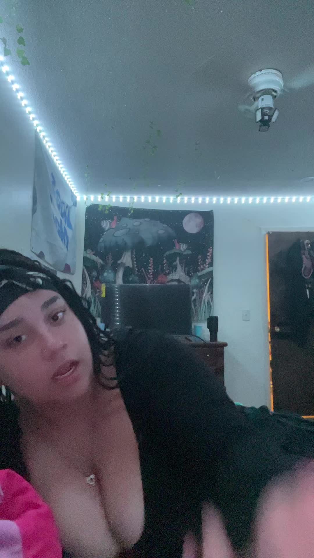 @Vaeeee..thebrattt❤️💋😘