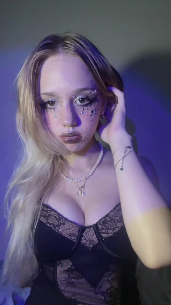 @Каромелька