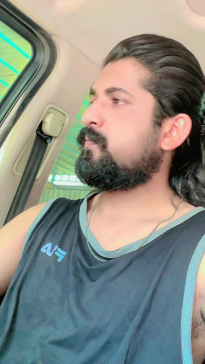 @Dubai Wala🤫😎