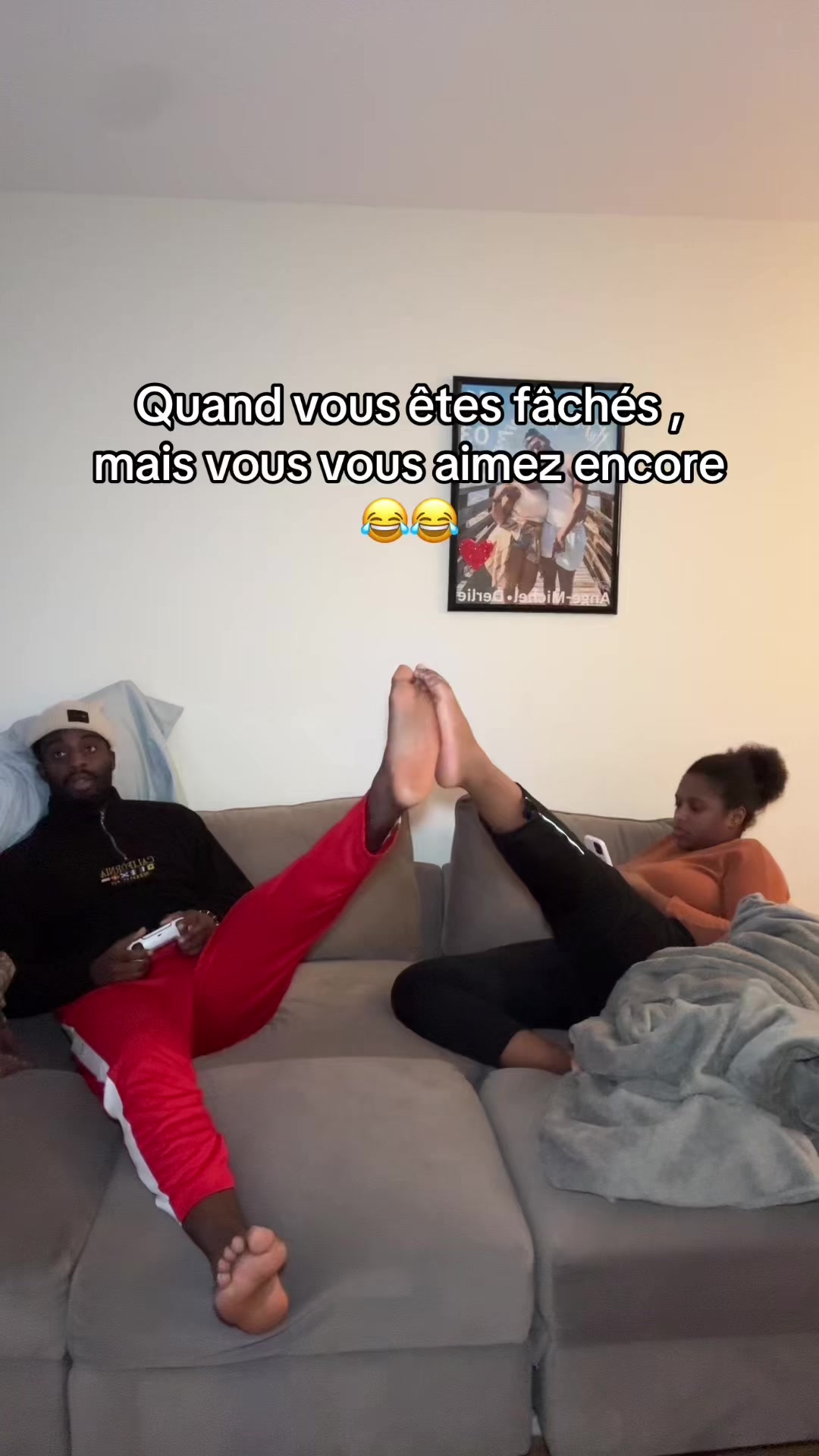 @🧑🏿&zwj;🦱👧🏾