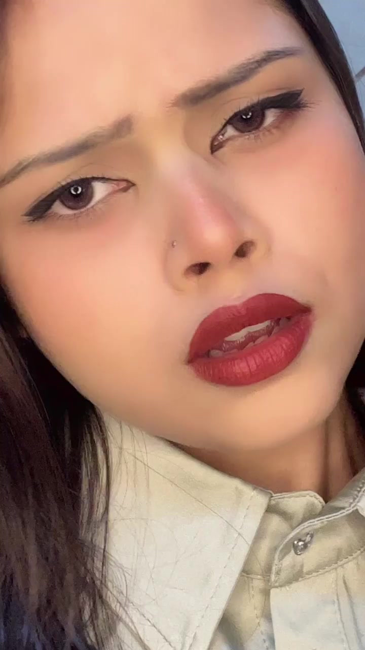 @👑Saanvi Mehra🕊️