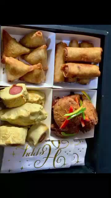 @Fellys Foods
