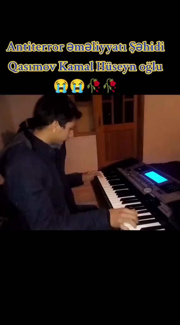 @ŞƏHİDLƏR &Ouml;LMƏZ VƏTƏN B&Ouml;L&Uuml;NMƏZ