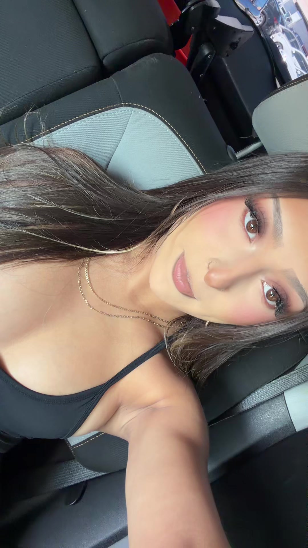 @𝒥 𝒰 𝐿 𝐼 𝒜 𝒩 𝒜 ♡