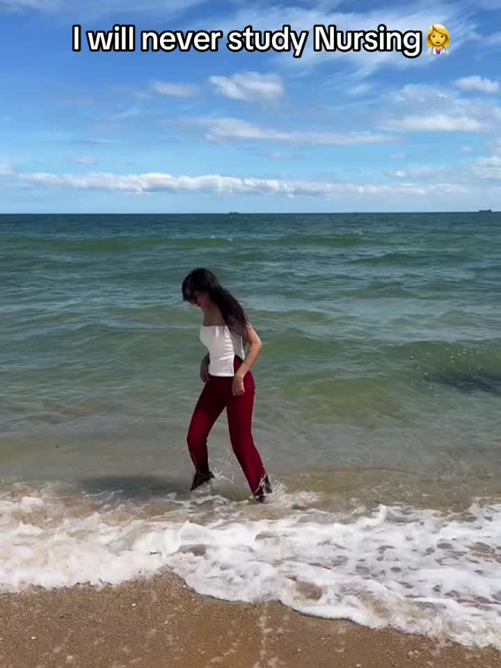 @aishwariya_6