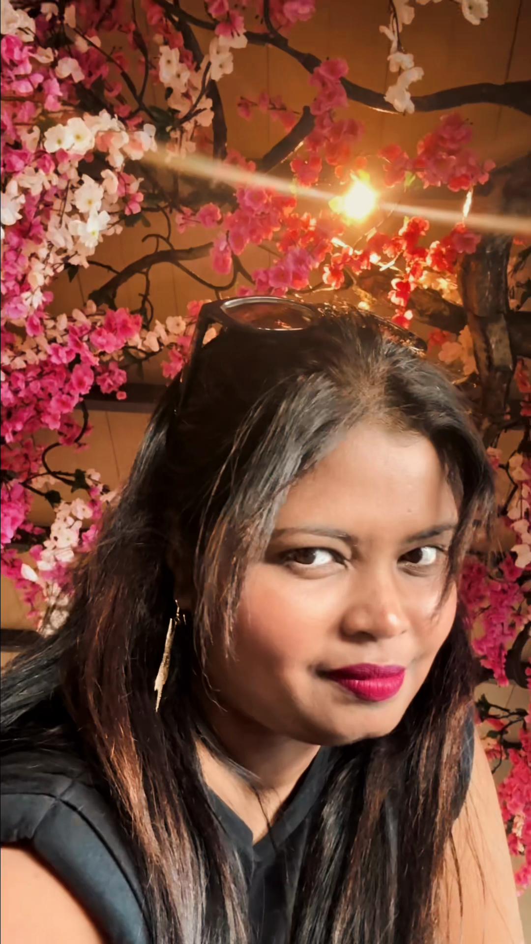 @Ayanthi🩷Travel 🧿Food🪬🧿✨