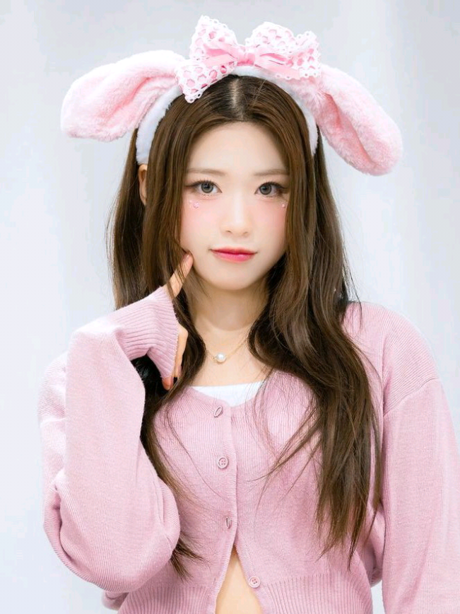 @𝐙𝒆𝒏𝒂`👒 ࣪ ִֶָ ┆ ⩩ 𝟑𝟎𝐊'✮