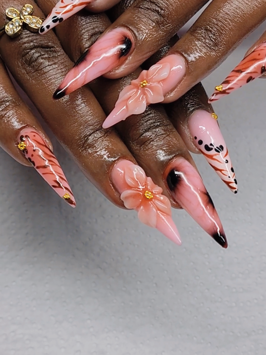 @Elegance Nails & Parlour