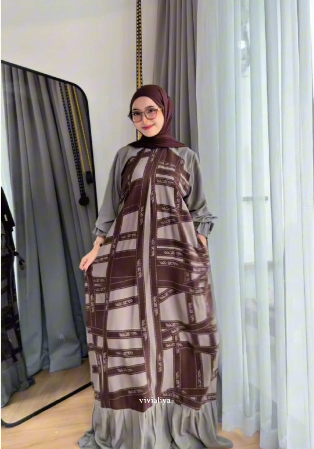 @Vivialiya