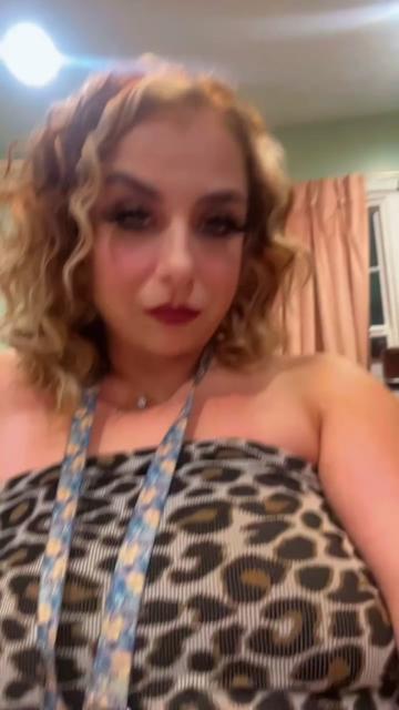@Ladydestino