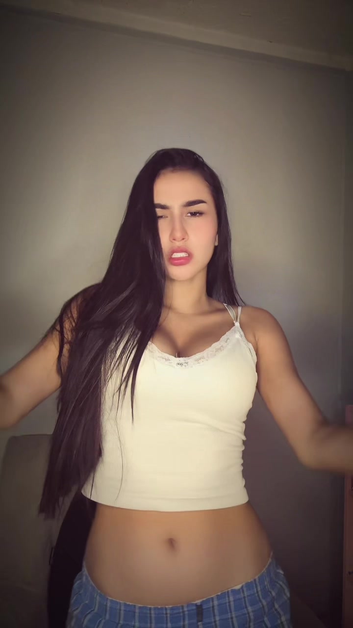 @๐ Valentina Martinez ๐