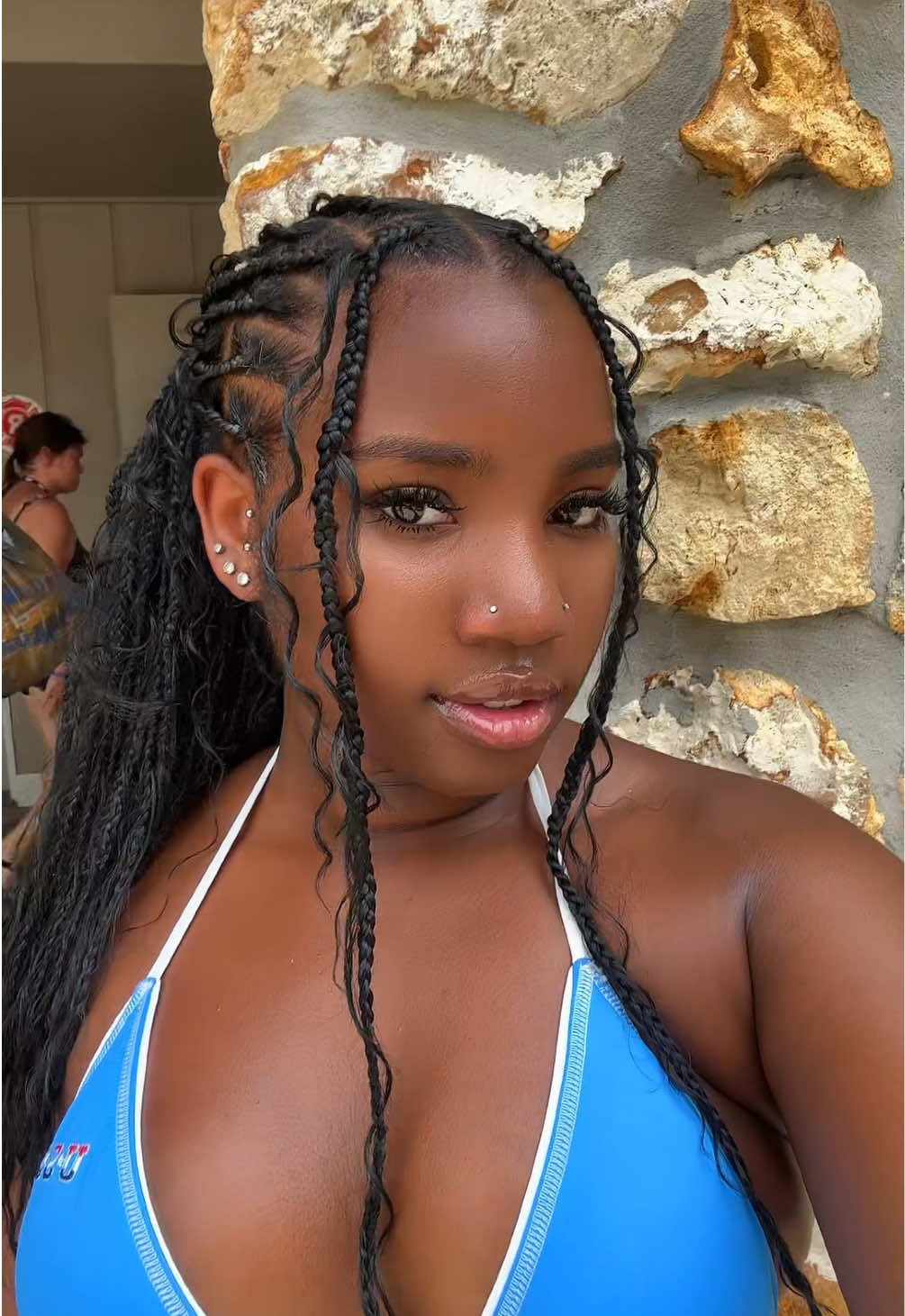 @moreofkb