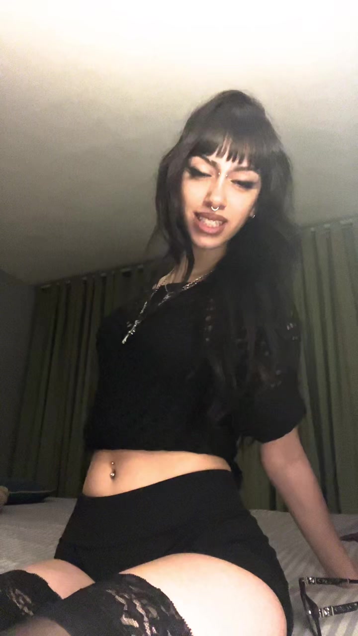 @نوژآ