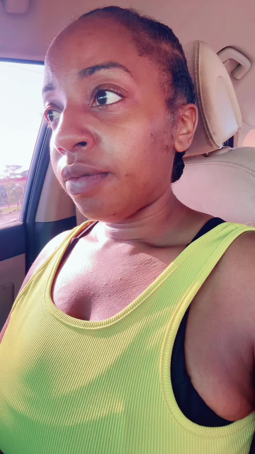 @comewithkira
