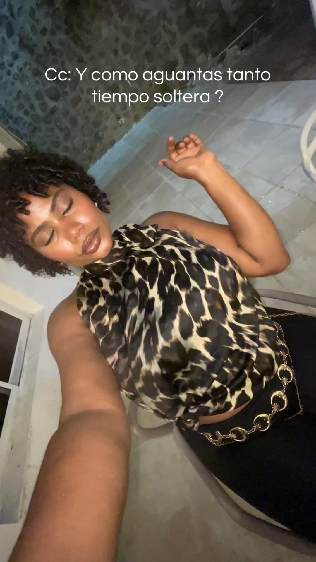 @AU⚜️🌺