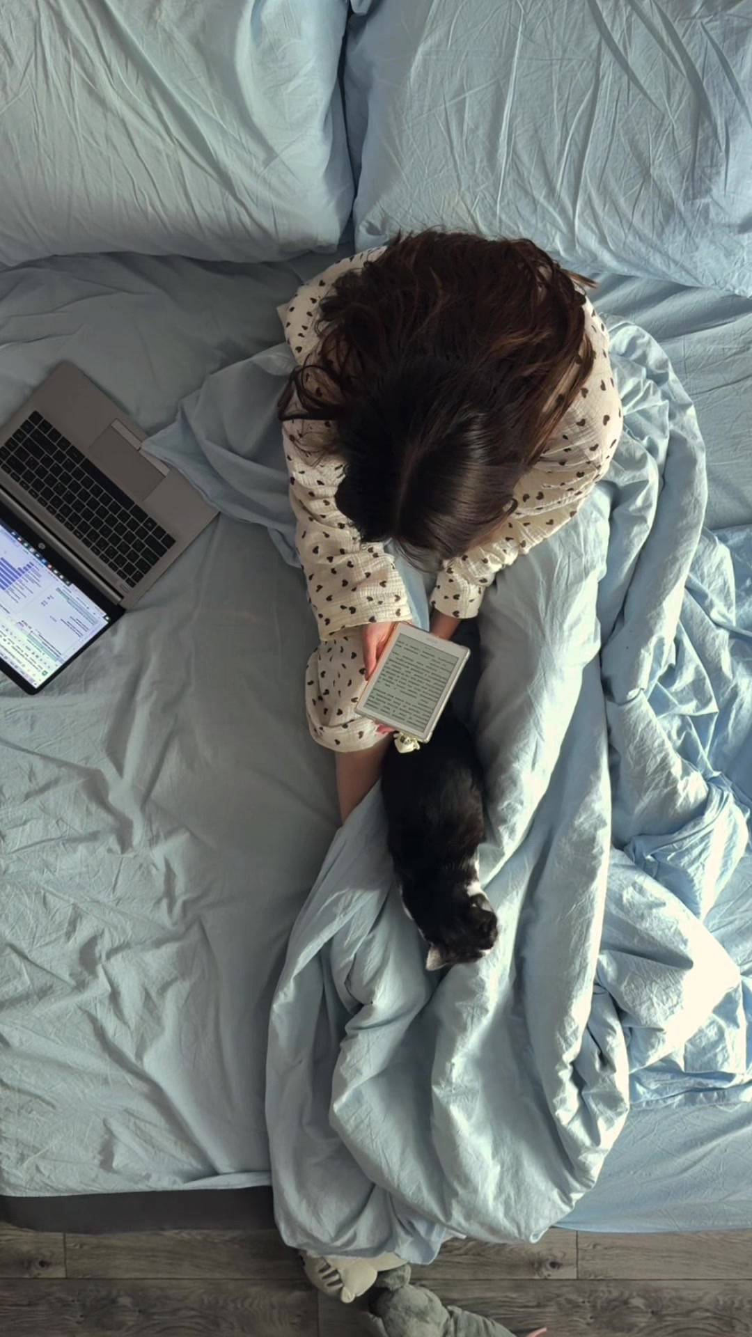 @алина в книжных вселенных