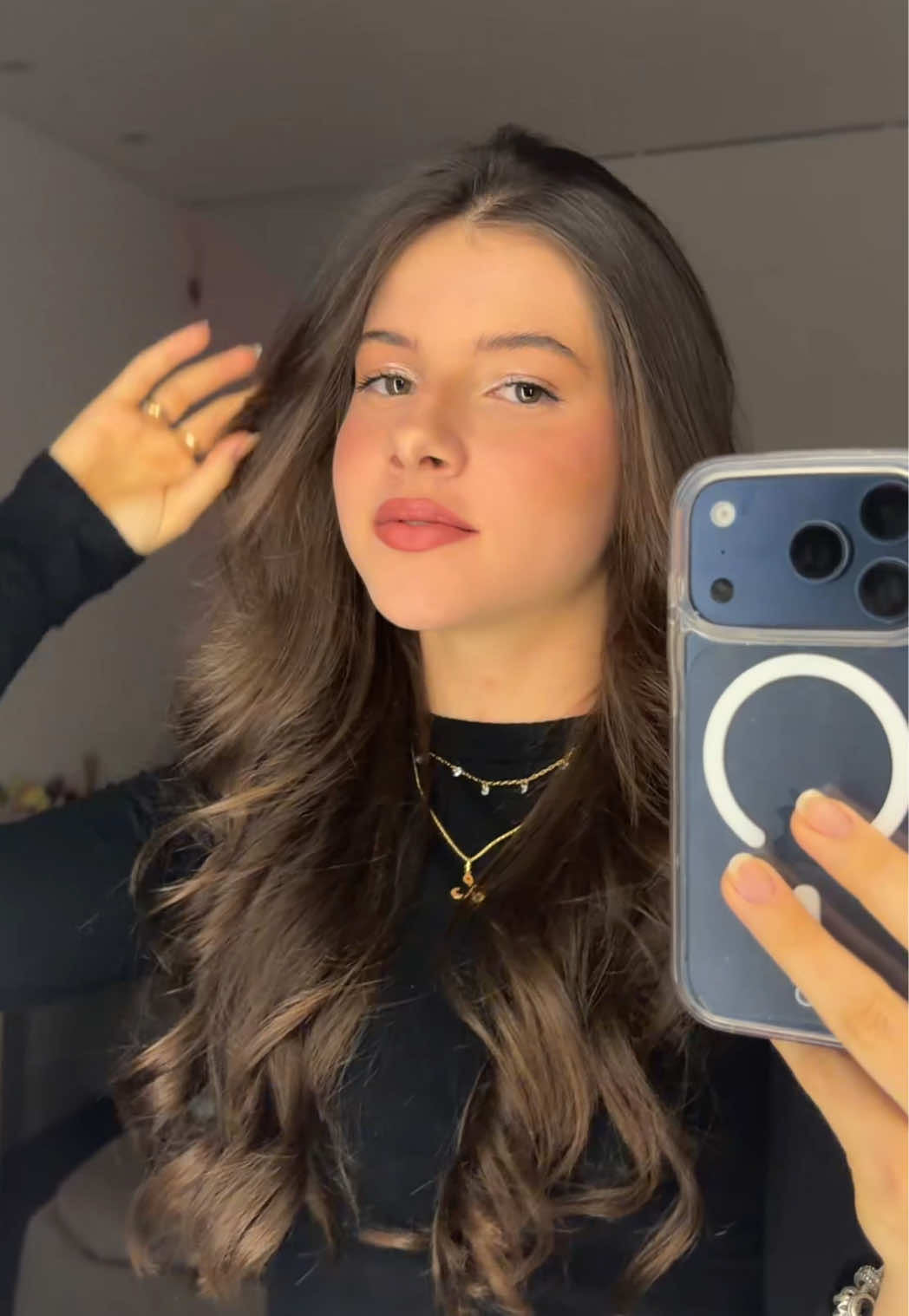 @LARACOSTAAB_