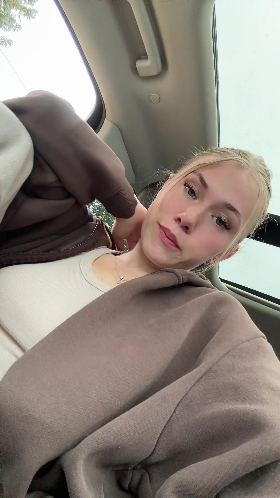 @yourfavblondiiie