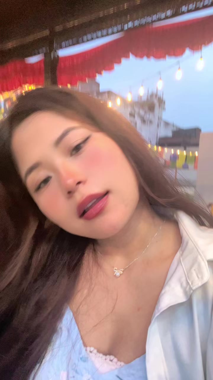 @मNisha🌼💝