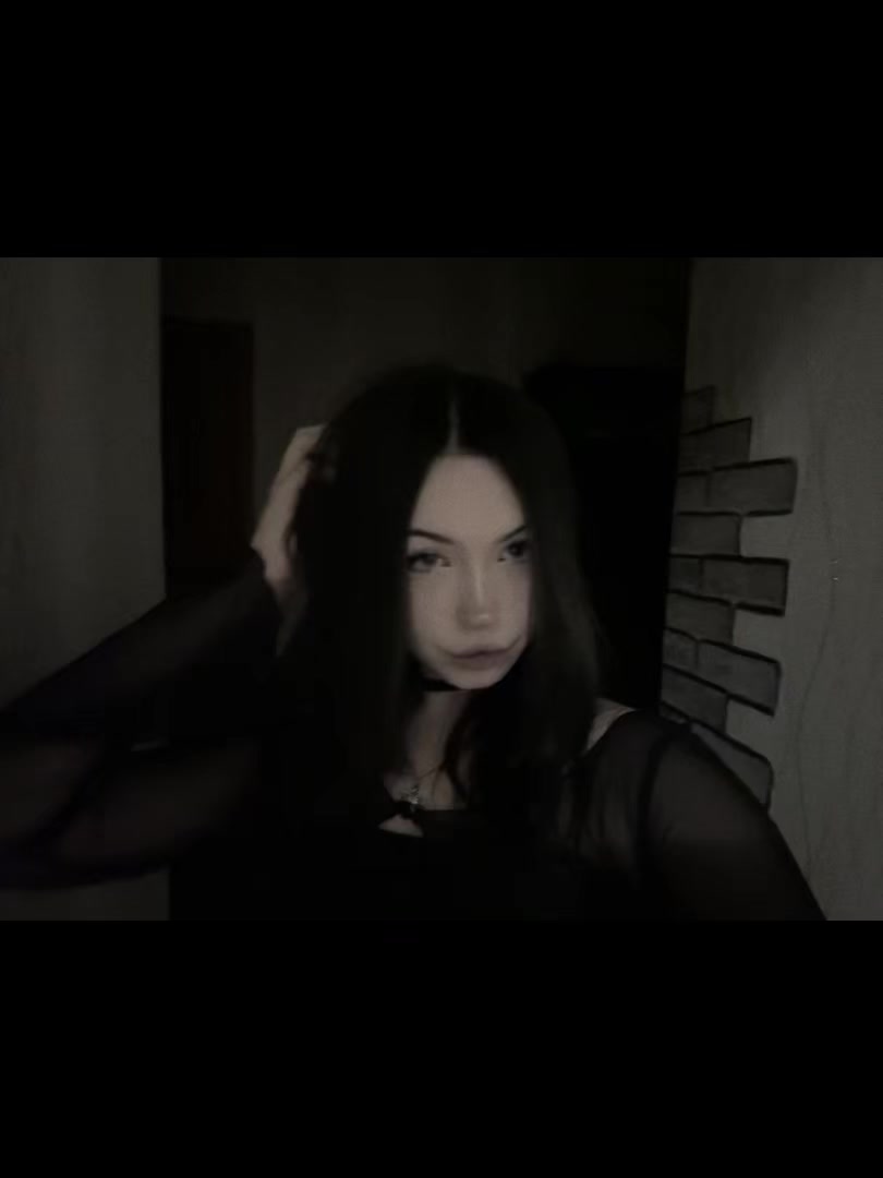 @𝖘𝖚𝖈𝖈𝖚𝖇𝖊