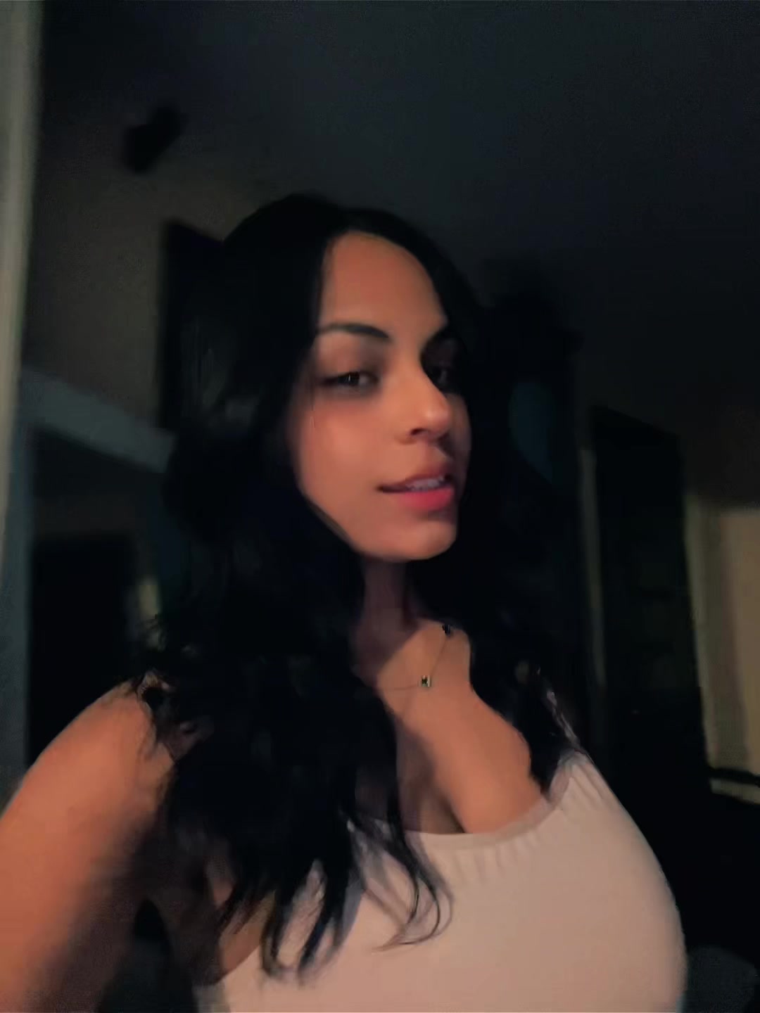 @Dani_lopess
