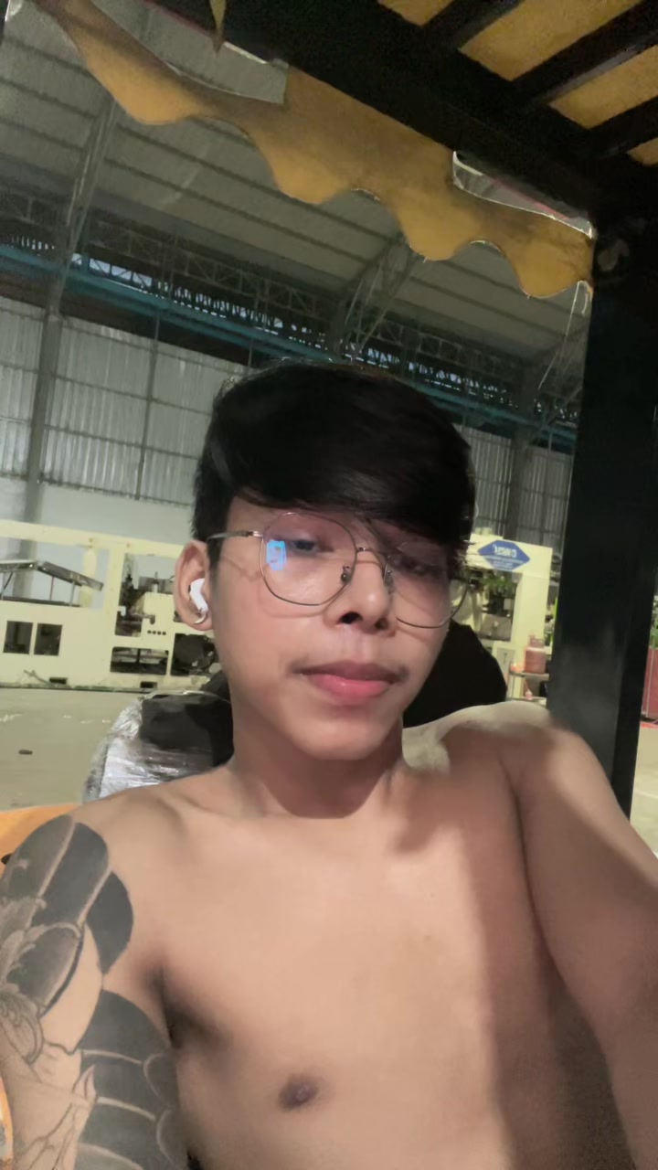 @Thong