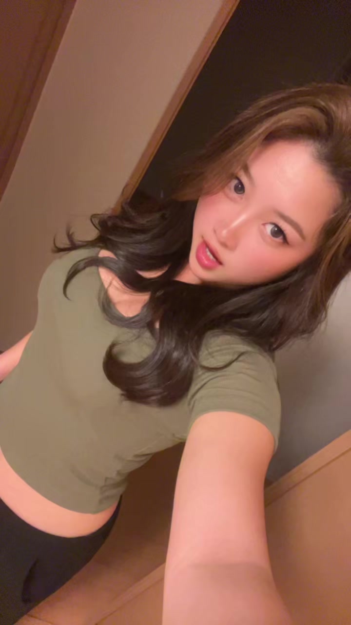 @ゆな