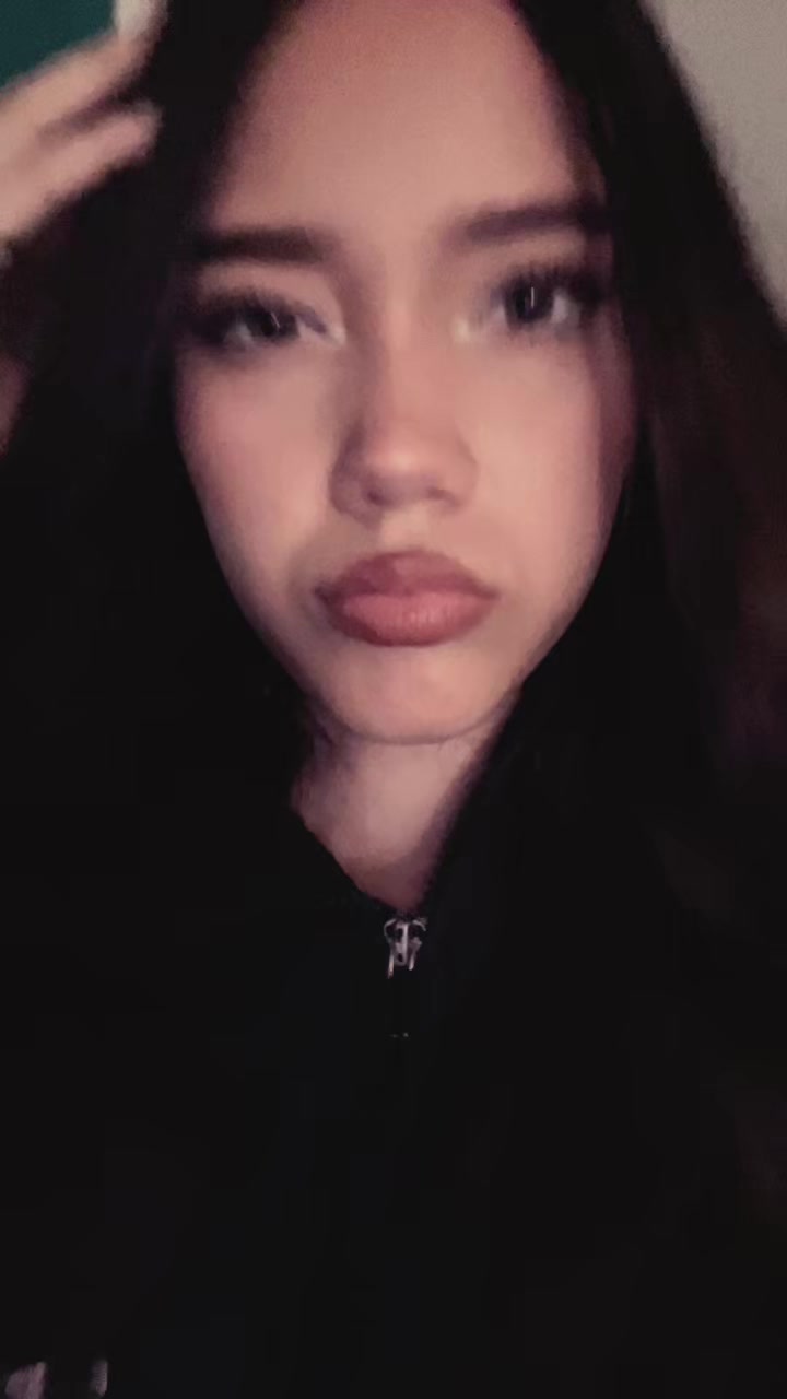 @ℰ