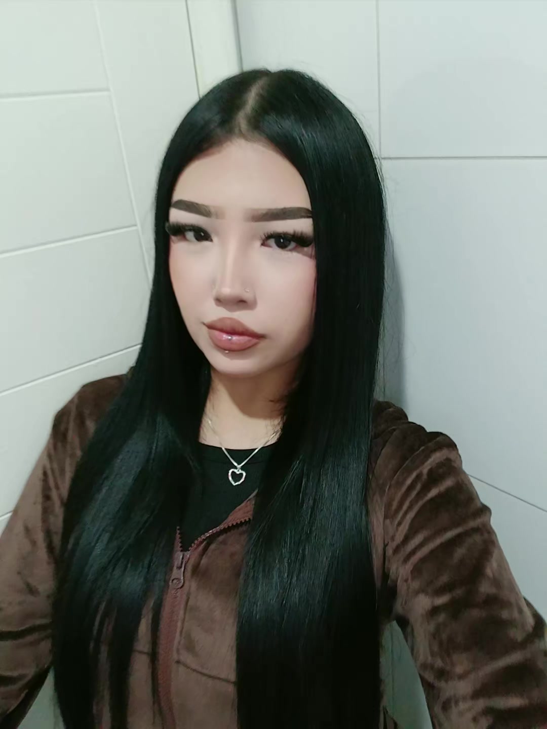 @𝓶𝓲𝓬𝓱𝓮𝓵𝓵 𝓯𝓵𝓸𝓻𝓮𝓼 🗝