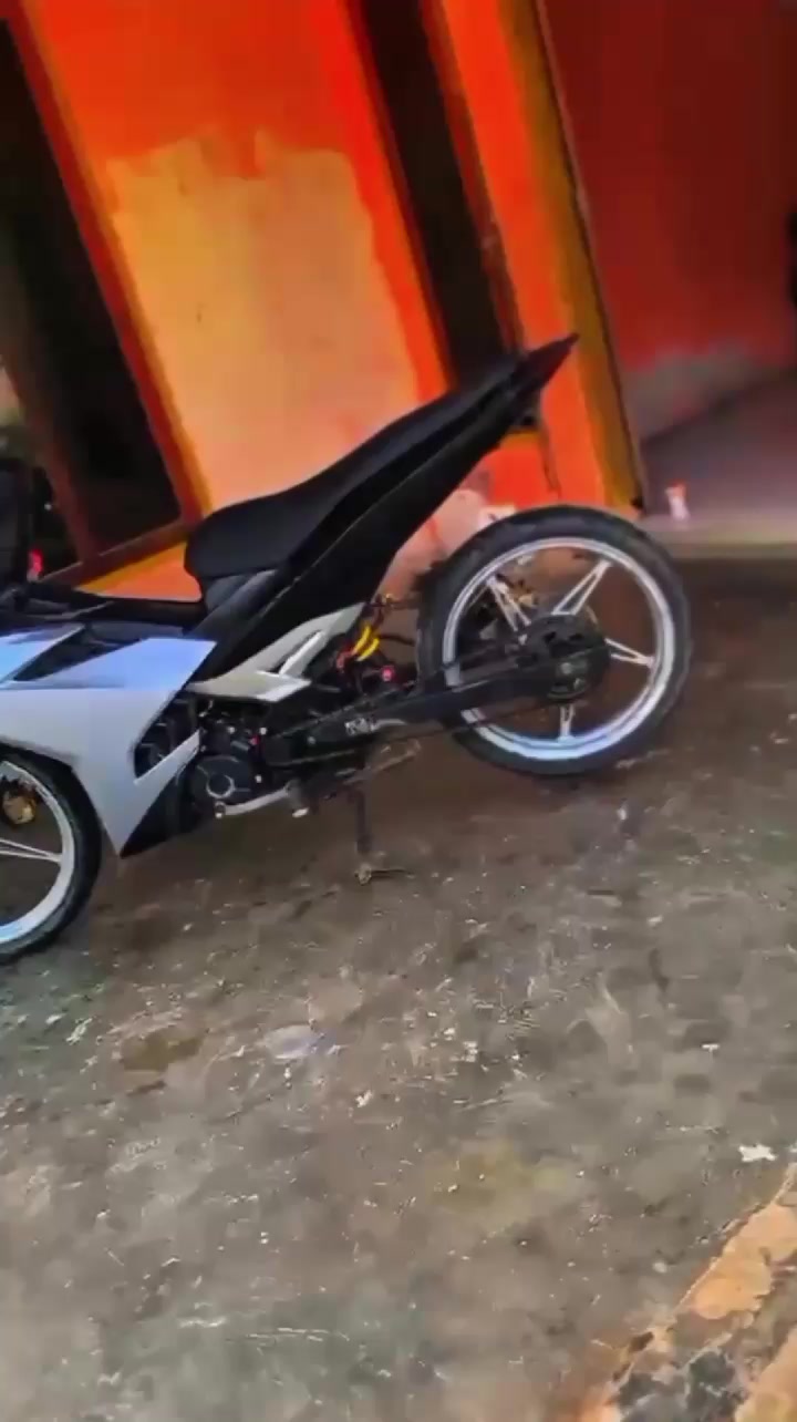 @𝙃𝙐𝙎𝙀𝙉𝙉