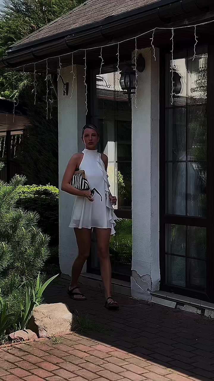 @Даниэла