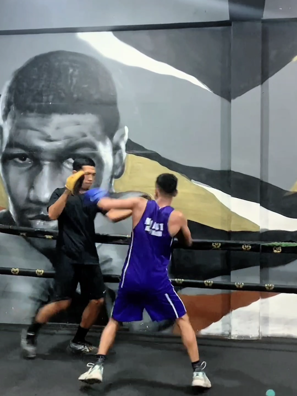 @overhand☢️