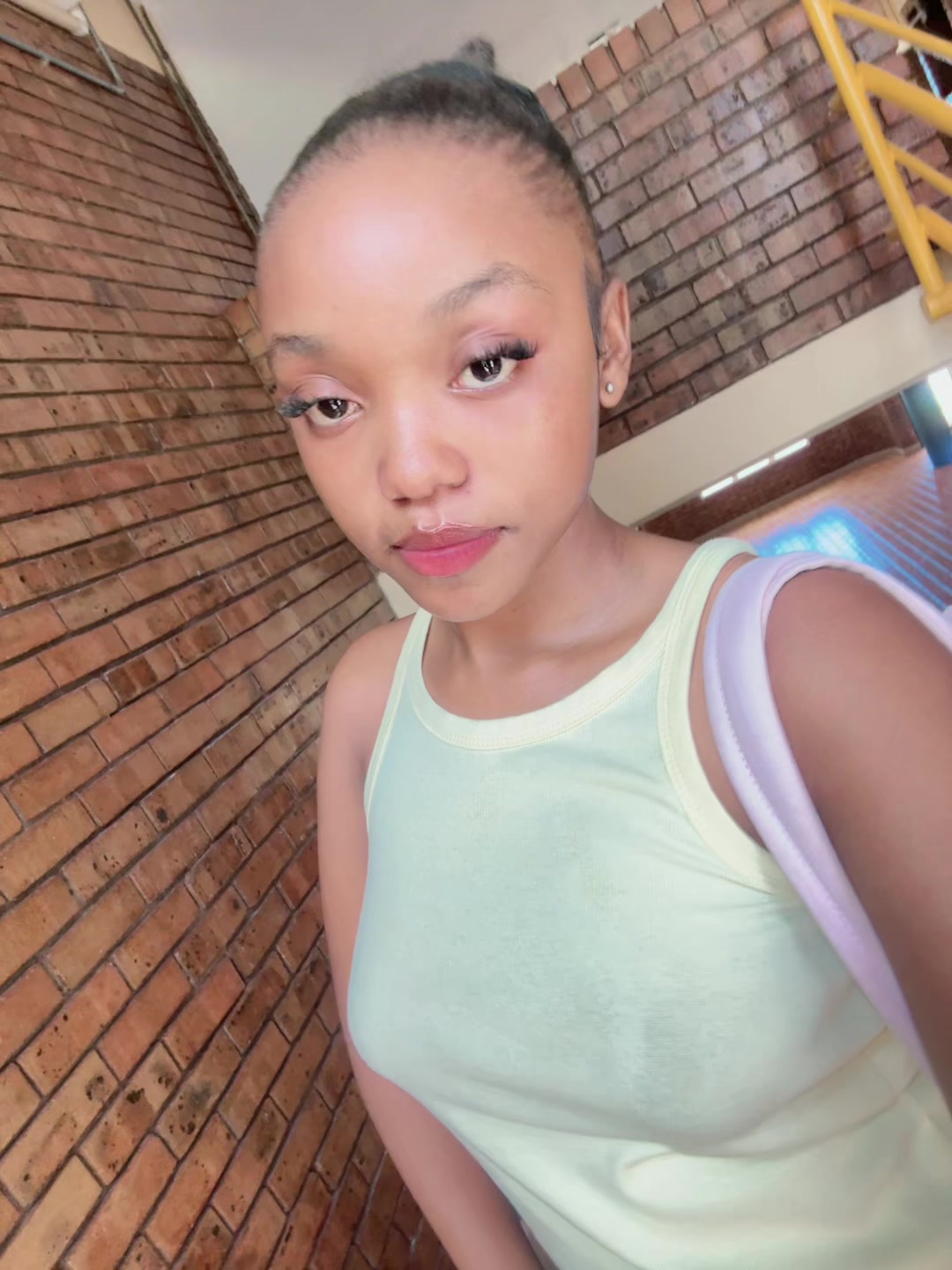@Reee.