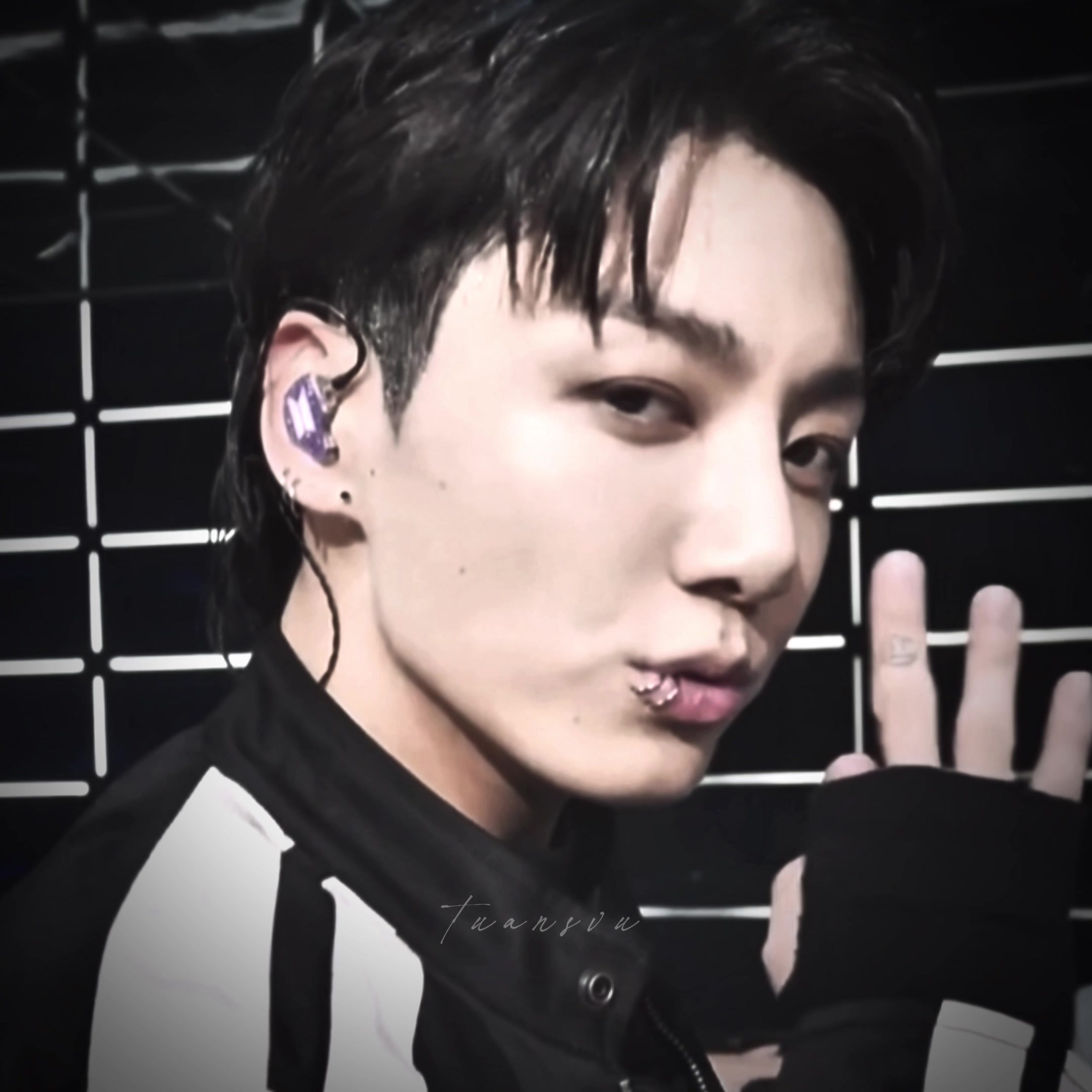 @mark luvr <3