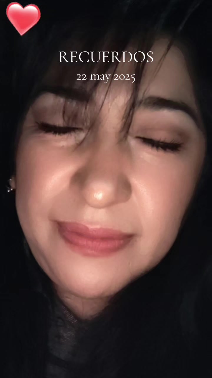 @elvirita la pueblerina